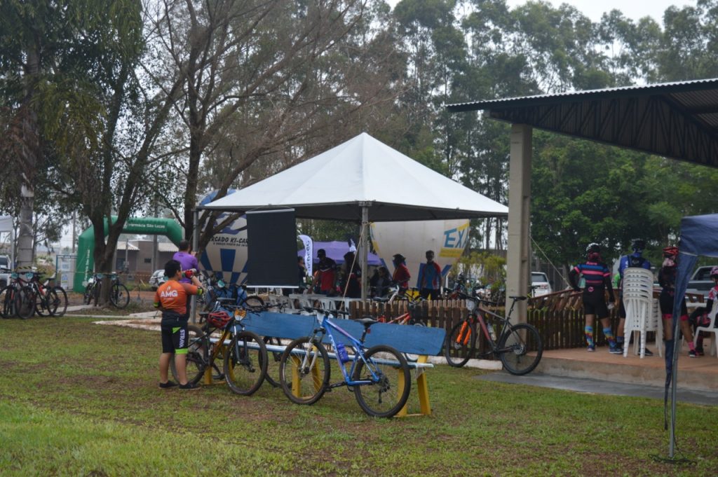 Trilhão dos Amigos reuniu ciclistas de Amambai e região neste domingo (30)