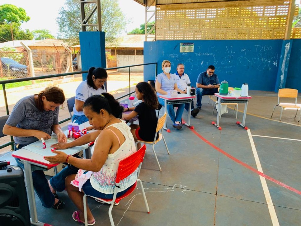 Dia da Beleza na vila Nossa Senhora Aparecida elevou a autoestima de mais de 20 mulheres nesta segunda (7)