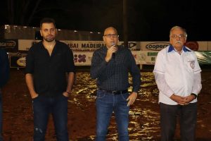 Grande público marca presença na Abertura do 32° Encontro Interestadual de Clubes de Laço do União Amambaiense