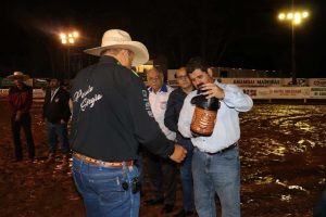 Grande público marca presença na Abertura do 32° Encontro Interestadual de Clubes de Laço do União Amambaiense