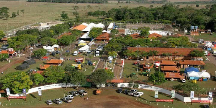 Arraiá dos Amigos: festa open bar de Amambai acontece no dia 29 de julho -  Prefeitura Municipal de Amambai-MS