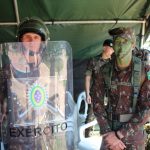 O 17º RC MEC realizou a Exposição de Material de Emprego Militar na Praça Cel. Valêncio de Brum em Amambai