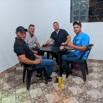 Truco entre amigos movimentou o domingo na Vila Limeira