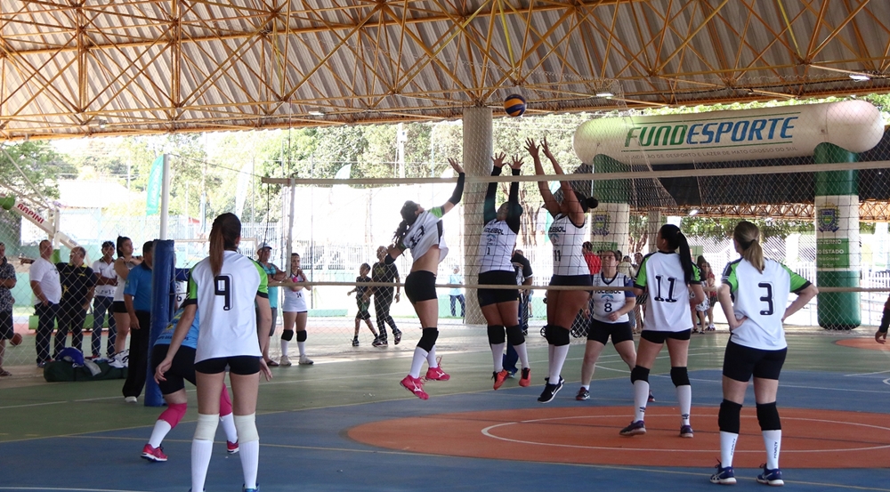 Poliesportivo Vila Almeida está com inscrições abertas para aulas que vão de futsal a ciclismo