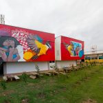 Artista finaliza mural de 166 metros no IFMS de Ponta Porã