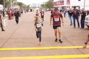 Corrida Solon Ribeiro reúne mais de 160 competidores em Amambai