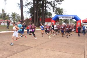 Corrida Solon Ribeiro reúne mais de 160 competidores em Amambai