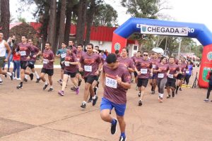 Corrida Solon Ribeiro reúne mais de 160 competidores em Amambai