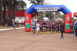 Corrida Solon Ribeiro reúne mais de 160 competidores em Amambai