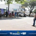 Competição Boi-Moto diverte e premia laçadores durante Super Domingo