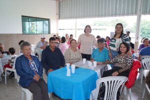 Simted de Amambai realiza confraternização com profissionais da educação na Fazenda Rincão Bonito