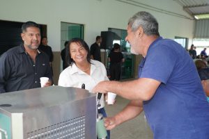 Simted de Amambai realiza confraternização com profissionais da educação na Fazenda Rincão Bonito