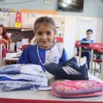 Prefeitura de Amambai entrega uniformes escolares para o ano letivo de 2025