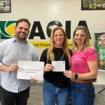 ACIA entrega prêmios da campanha Natal Premiado aos ganhadores