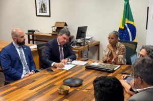 Governo de MS discute em Brasília ações de prevenção a incêndios e dragagem do Rio Paraguai