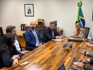 Governo de MS discute em Brasília ações de prevenção a incêndios e dragagem do Rio Paraguai