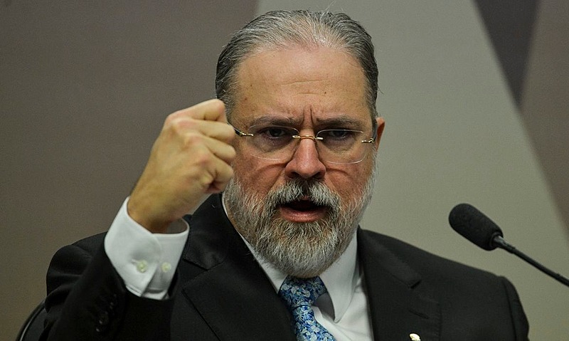 Em ofício endereçado ao MP/DFT, Augusto Aras afirmou que agressões 