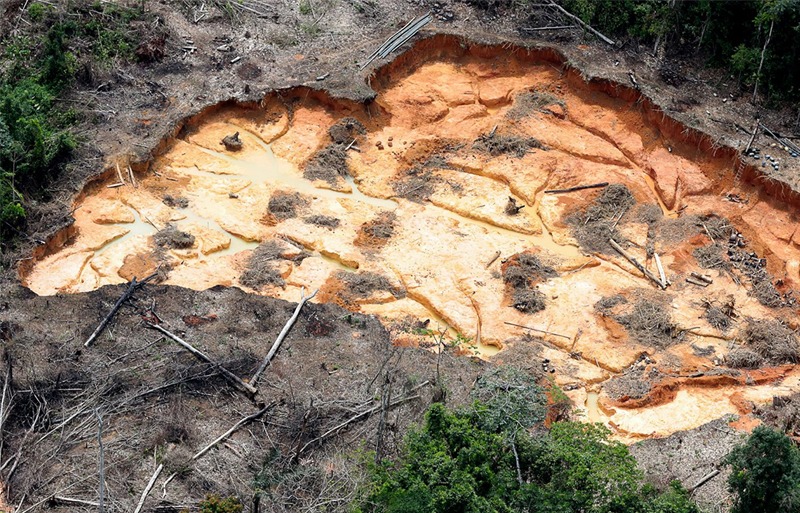 Garimpo em Terra Indígena Yanomami (Foto Chico Batata | Greenpeace).