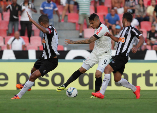 Fora de casa, o Corinthians conquistou o primeiro ponto no campeonato, mas mostrou pouco poder ofensivo - Celio Messias