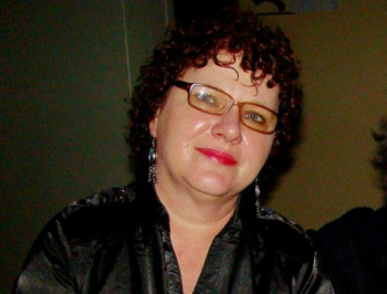 Viviane Viaut, professora e jornalista.