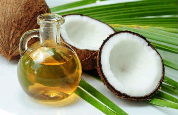 Óleo de coco: veja benefícios, modos de usar e cuidados