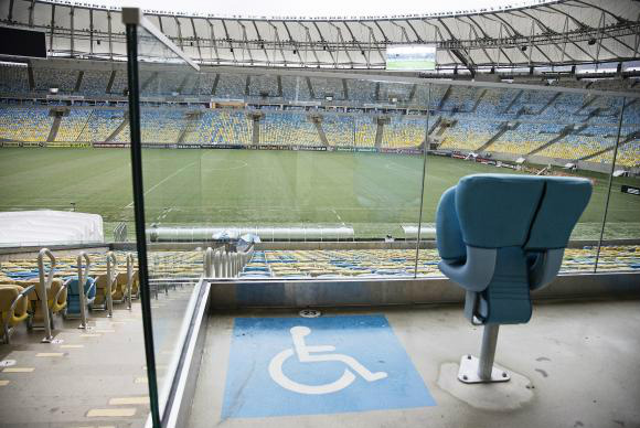 Estádio da final da Copa, o Maracanã tem 627 lugares para pessoas com mobilidade reduzida, 111 para cadeirantes e 101 para obesos - Divulgação/Maracanã