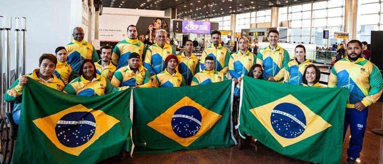 Equipe brasileira no Mundial Paralímpico de Halterofilismo, em Nur-Sultan, no Cazaquistão - Divulgação Comitê Paralímpico Brasileiro