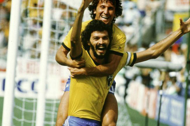 Zico homenageará Sócrates em jogo beneficente