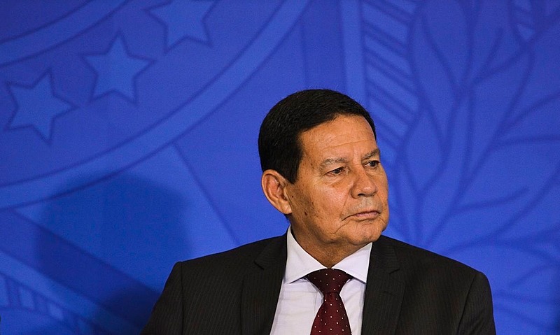 Mourão diz que forma como Bolsonaro se expressou “não foi a melhor”