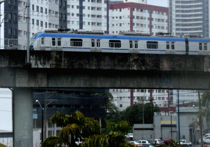 Com Copa, mas sem transporte