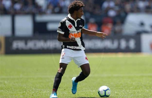 Vasco vai para Florianópolis em busca de pontos perdidos