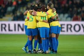 Seleção feminina derrota Polônia por 3 a 1 em amistoso