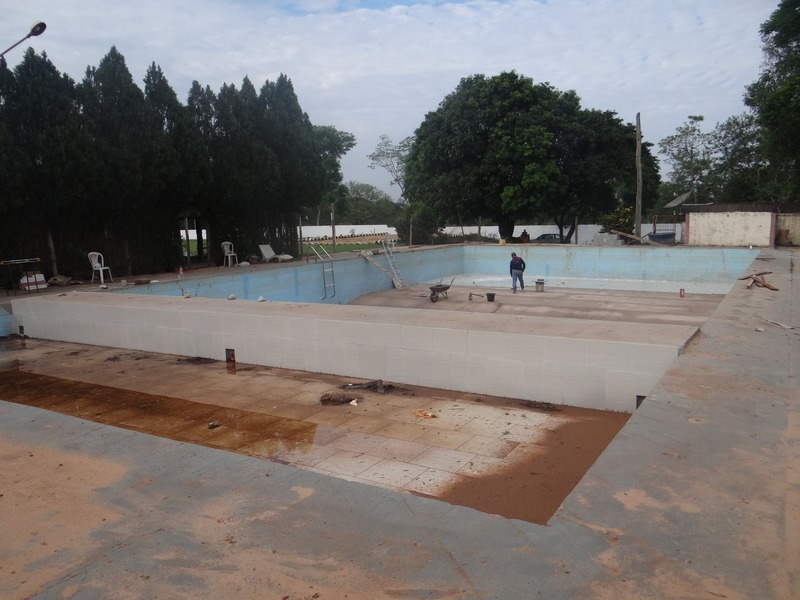 Piscinas estão sendo recuperadas no clube / Foto: Moreira Produções