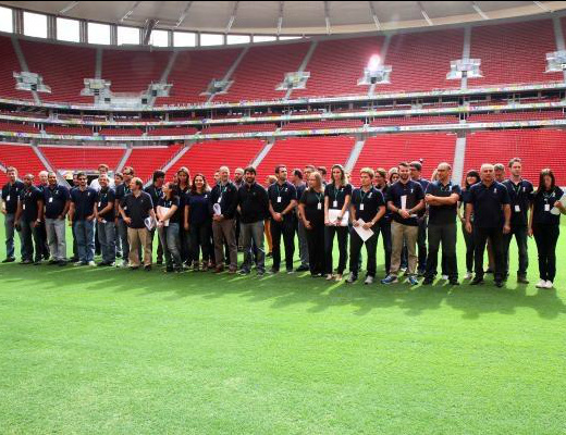 Fifa e Comitê fazem visita técnica ao Mané Garrincha