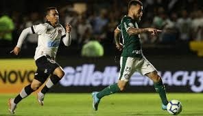 Palmeiras derrota Vasco e diminui vantagem para líder Flamengo