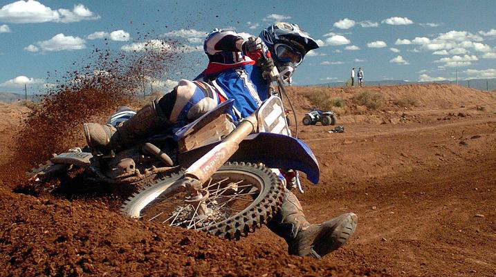 Motocross em Aral Moreira, nos dias 26 e 27 de novembro.