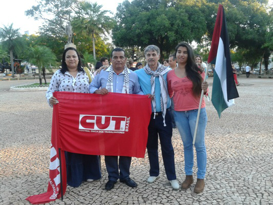 Fetems participa de ato em solidariedade às vítimas de Israel em Corumbá