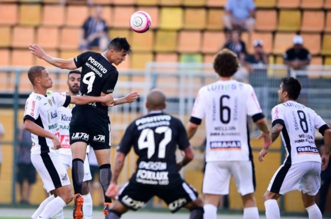 Bragantino derrota o Timão na primeira partida (Foto: Gazetapress)