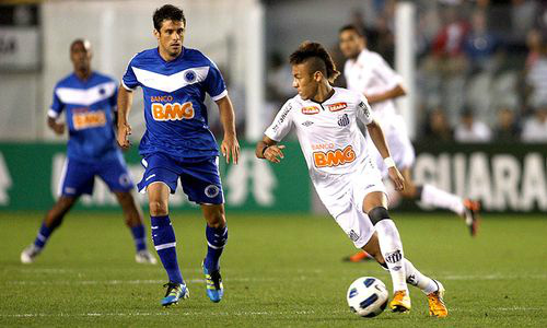 Santos busca vitória contra o Cruzeiro no contra-ataque