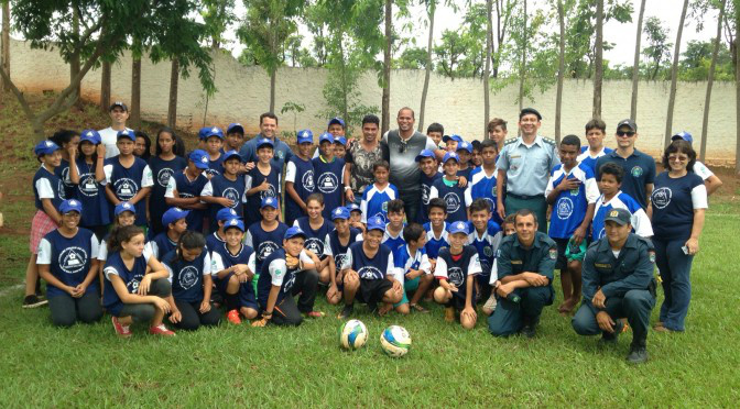 Projeto craques bom de bola/ escolinha de futebol de campo