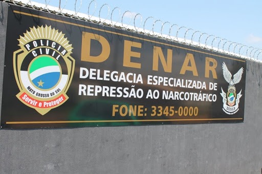 Denúncia levou equipe da Denar até endereço nas Moreninhas; suspeito de disk entrega foi preso em flagrante / Foto: Reprodução