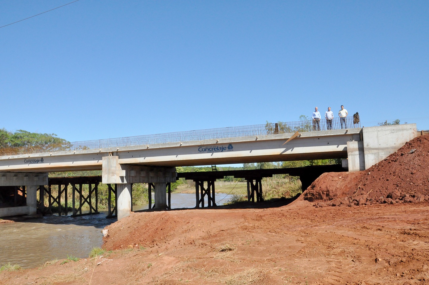 Vereador Brito que construção de ponte de concreto sobre o rio Jaguari / Foto: Ilustrativa